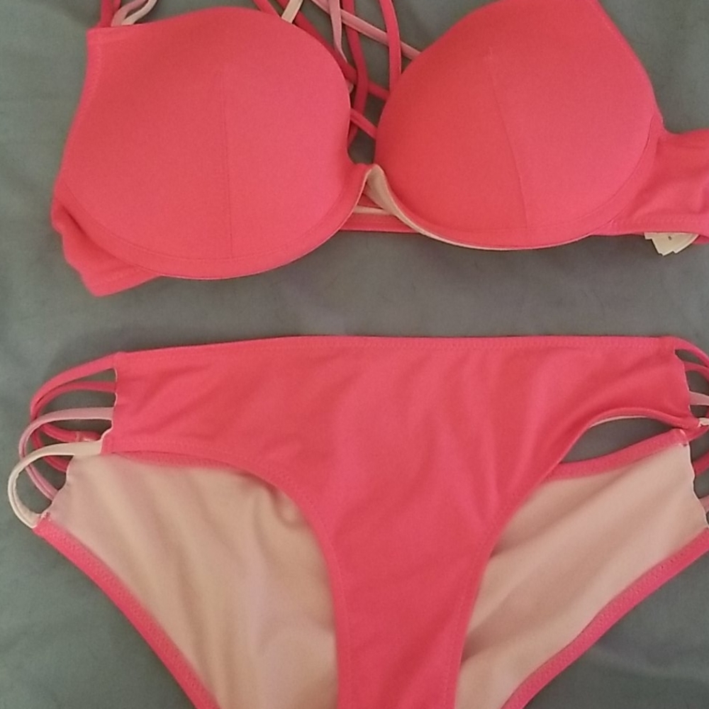 Bathing suit